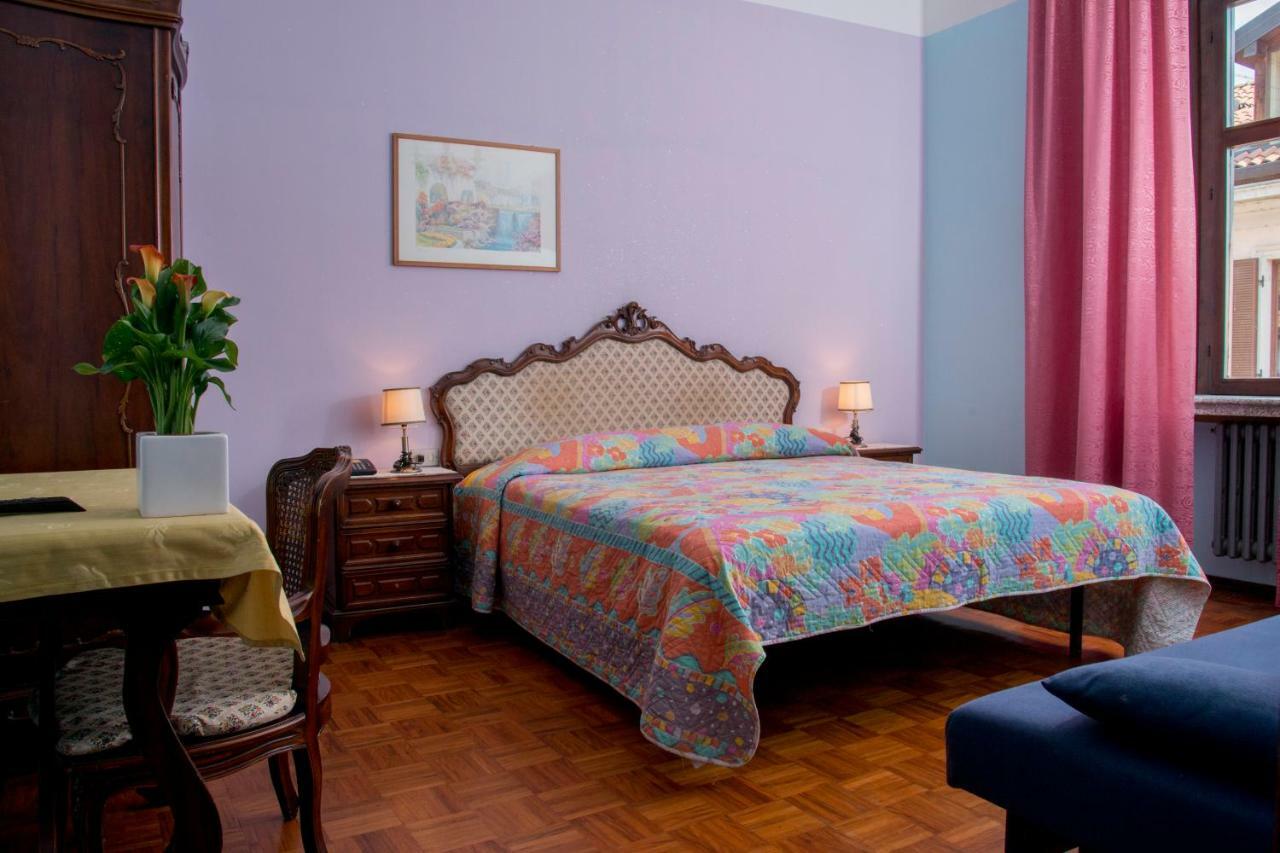 Hotel Florida أرونا المظهر الخارجي الصورة
