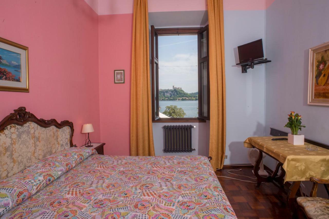 Hotel Florida أرونا المظهر الخارجي الصورة